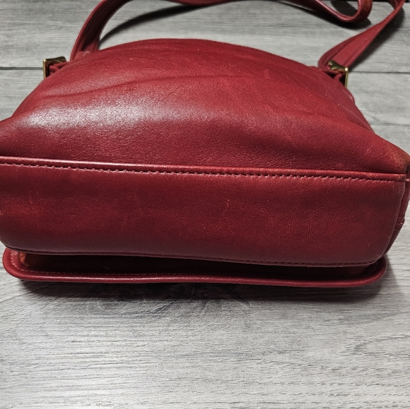 Coach EUC Bags Vintage Legacy Companion Flap 9715 Red Crossbody Bag A Gem - Picture 5 of 12